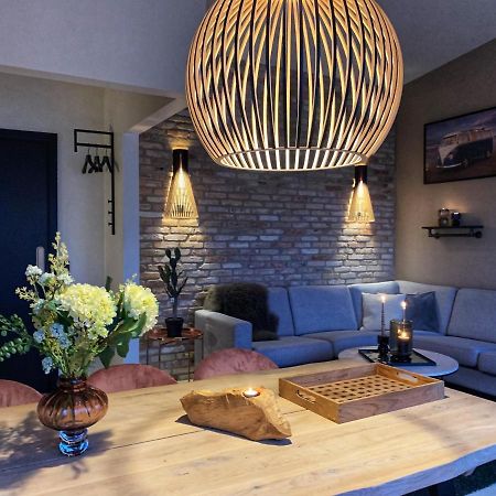 Broncks Apartment 1 - Modern 2-Bedroom In The Heart Of טורשאבן מראה חיצוני תמונה
