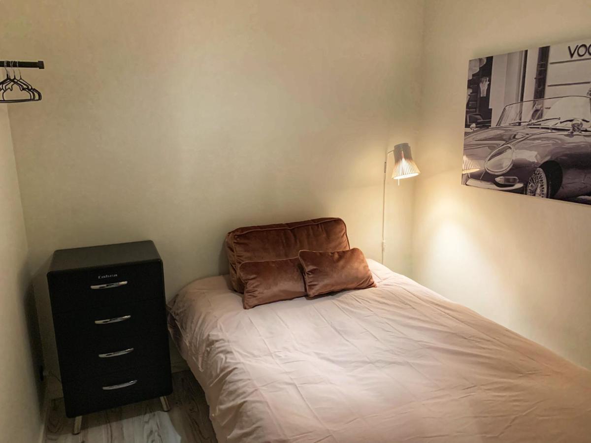 Broncks Apartment 1 - Modern 2-Bedroom In The Heart Of טורשאבן מראה חיצוני תמונה