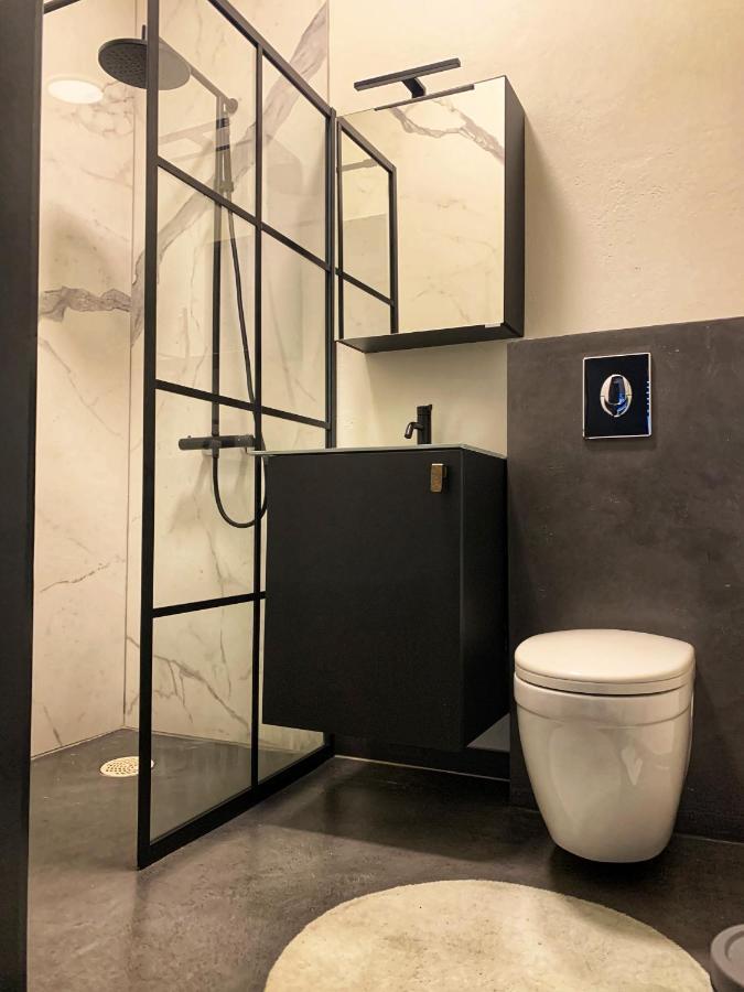 Broncks Apartment 1 - Modern 2-Bedroom In The Heart Of טורשאבן מראה חיצוני תמונה